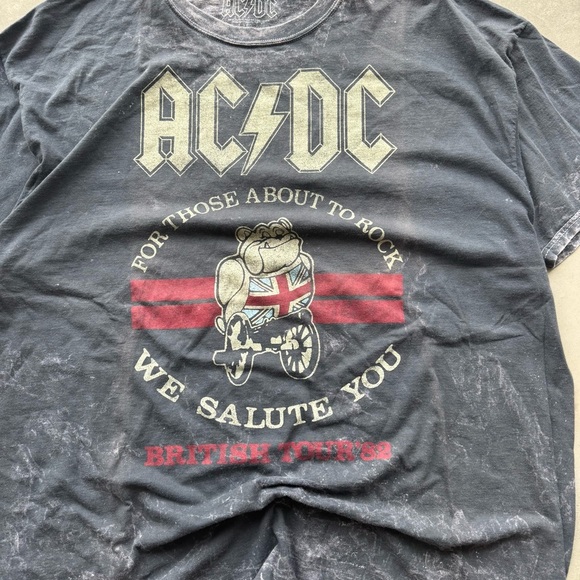 Y2K AC/DC Graphic tee - Picture 2 of 4